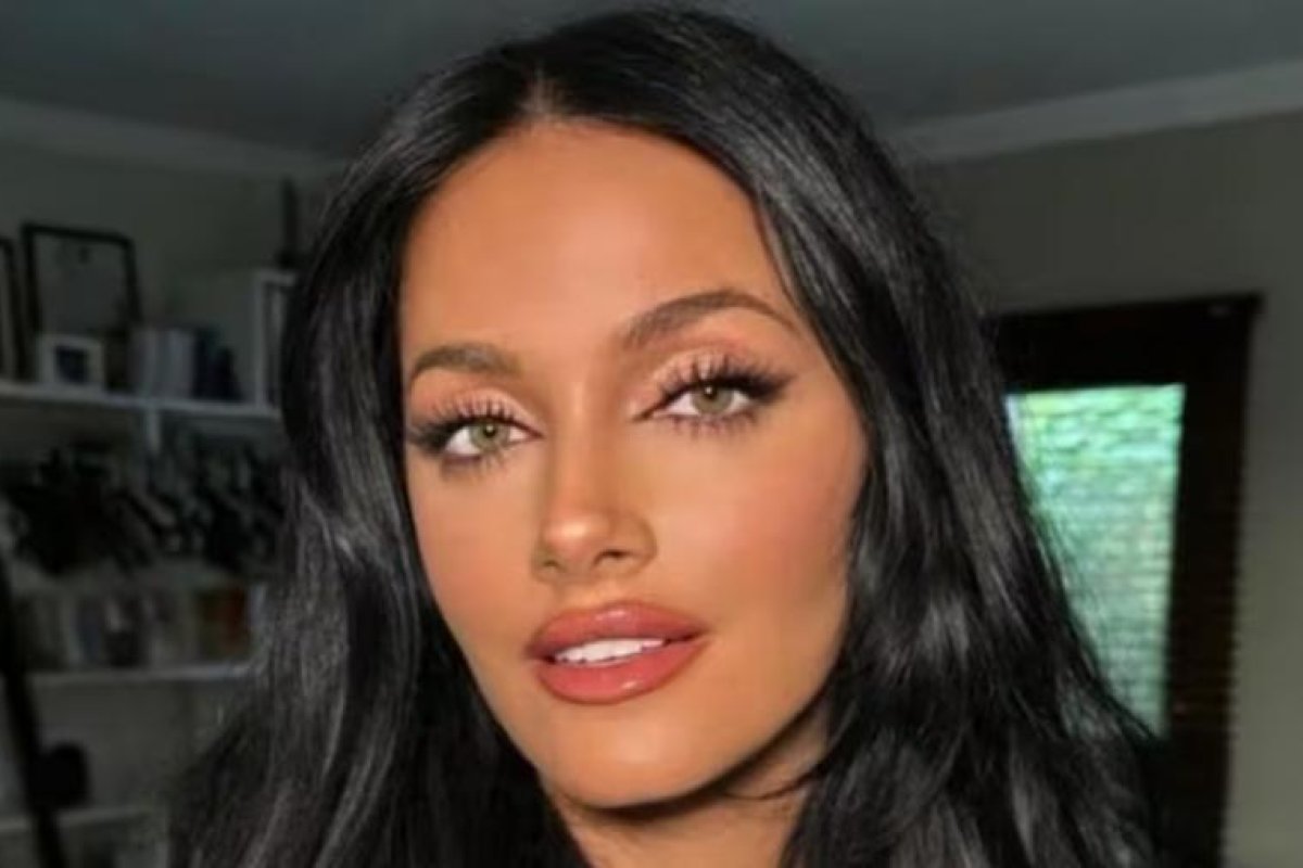 Oriana Sabatini deslumbra con look 'black bride' en su embarazo