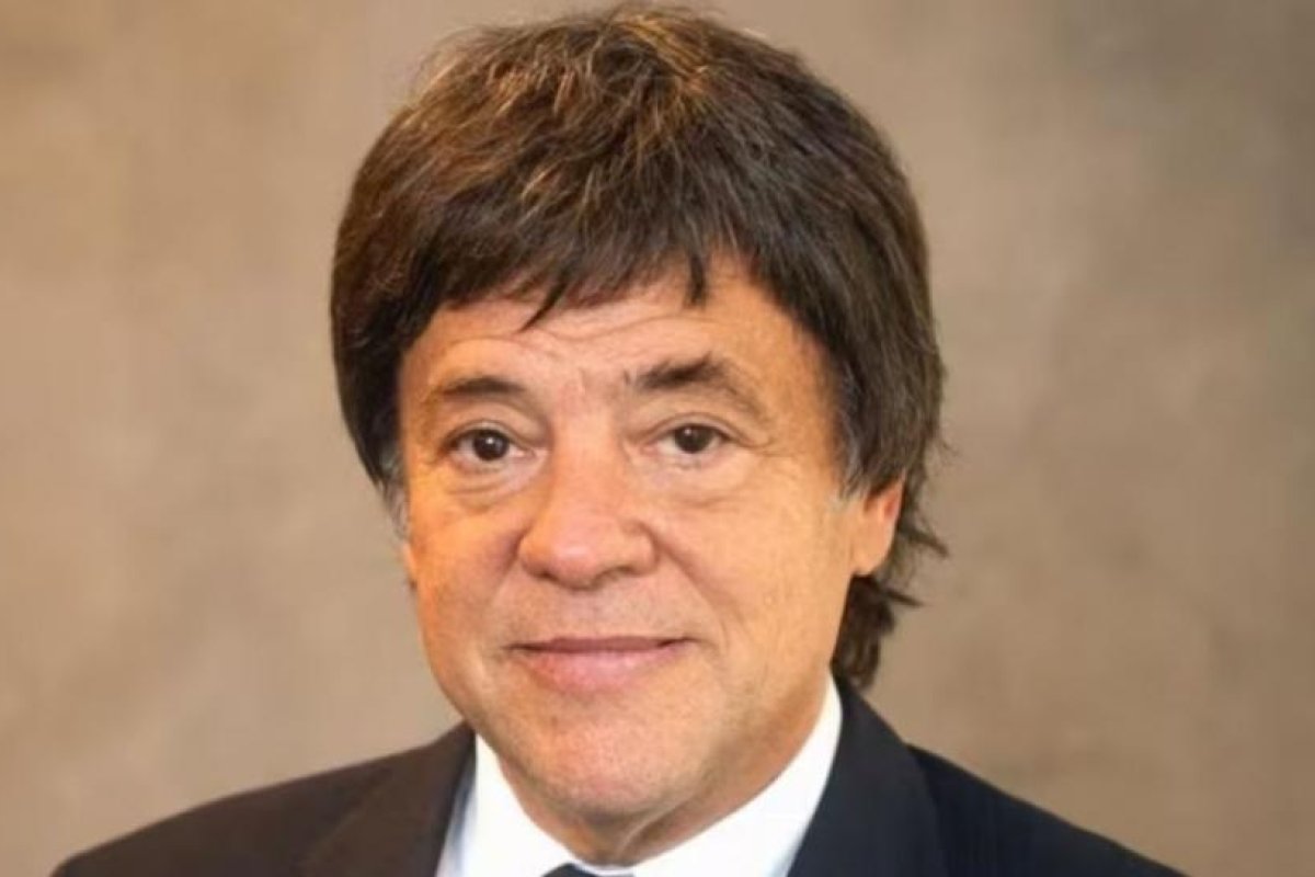 Gustavo Scaglione, propietario de Telefe, sufre picaduras de avispas en Uruguay
