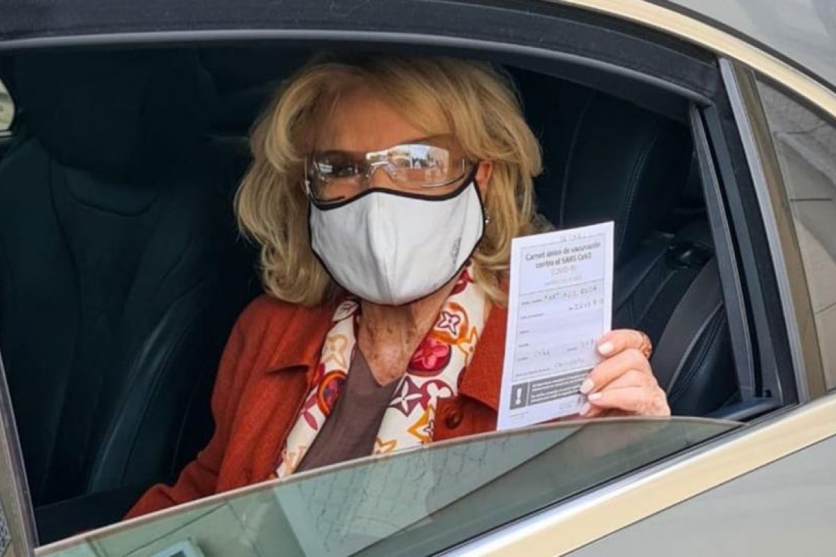 Mirtha Legrand fue vacunada contra el coronavirus: "Paciencia que el turno llega"