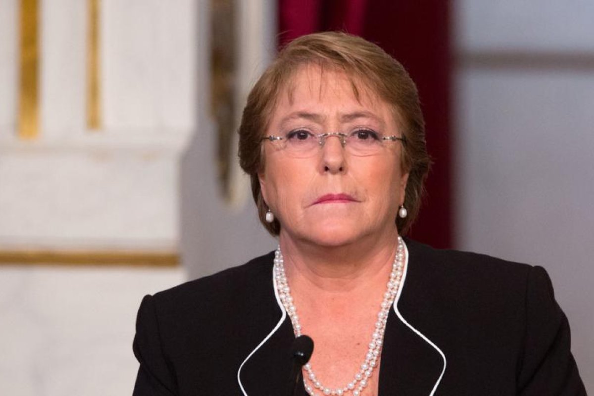 Bachelet declara haber recibido "informes sobre palizas a personas consideradas prorrusas en territorios controlados por el Gobierno" en Ucrania