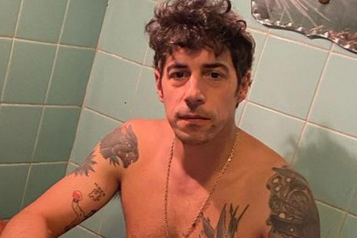 Esteban Lamothe contó cómo es su miembro con lujo de detalles