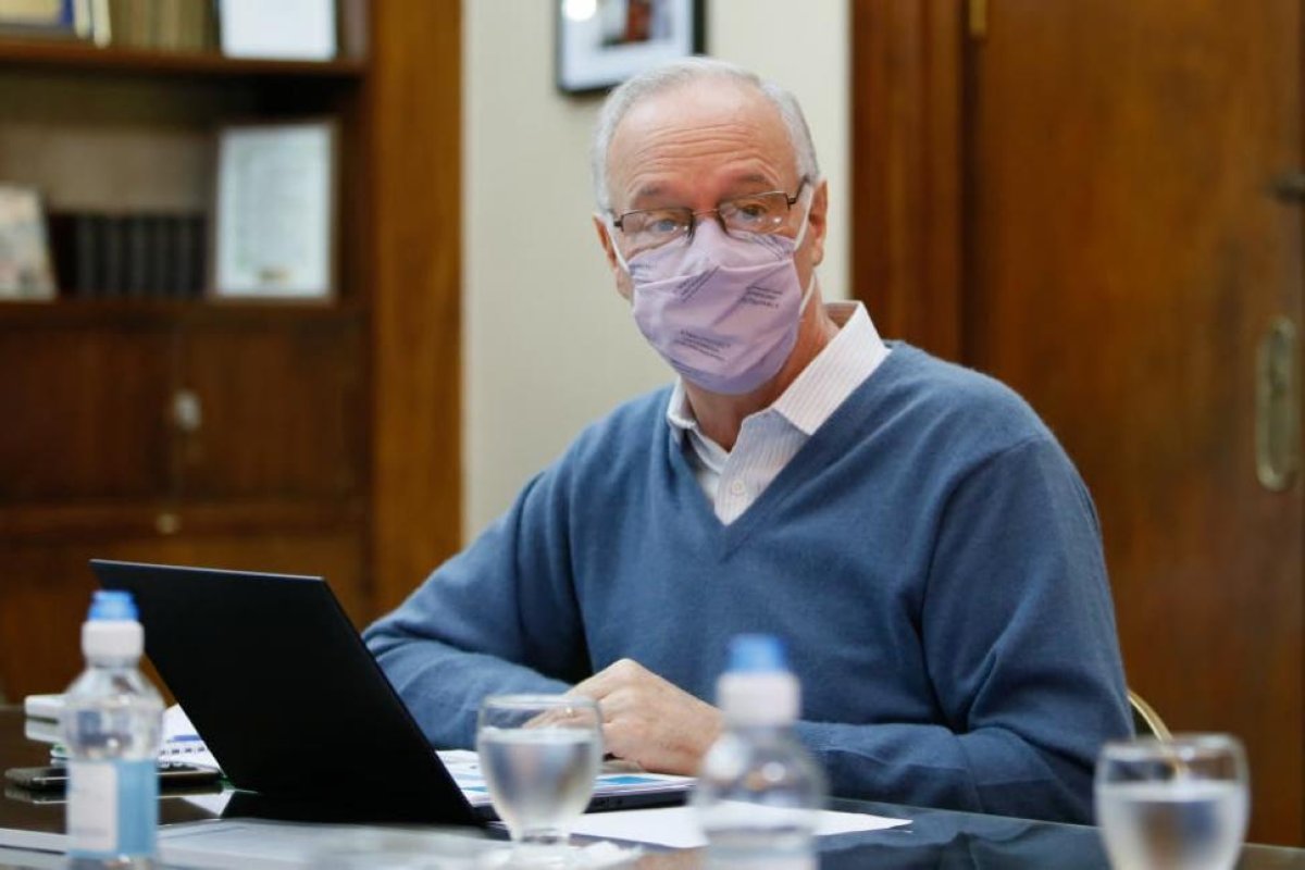 El anuncio de Daniel Gollan sobre las vacaciones de los trabajadores de la salud que generó indignación en redes