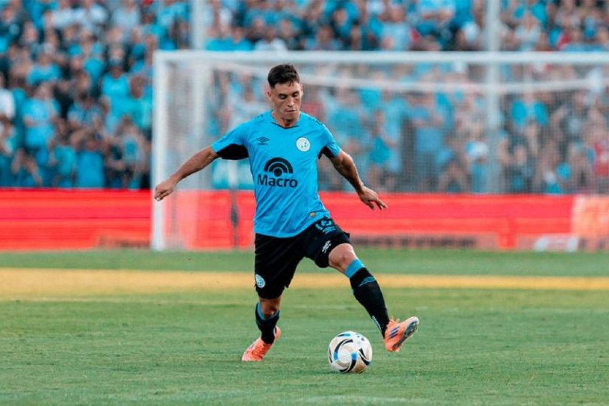 Belgrano se enfrenta a Banfield en el Gigante de Alberdi por el Apertura 2026