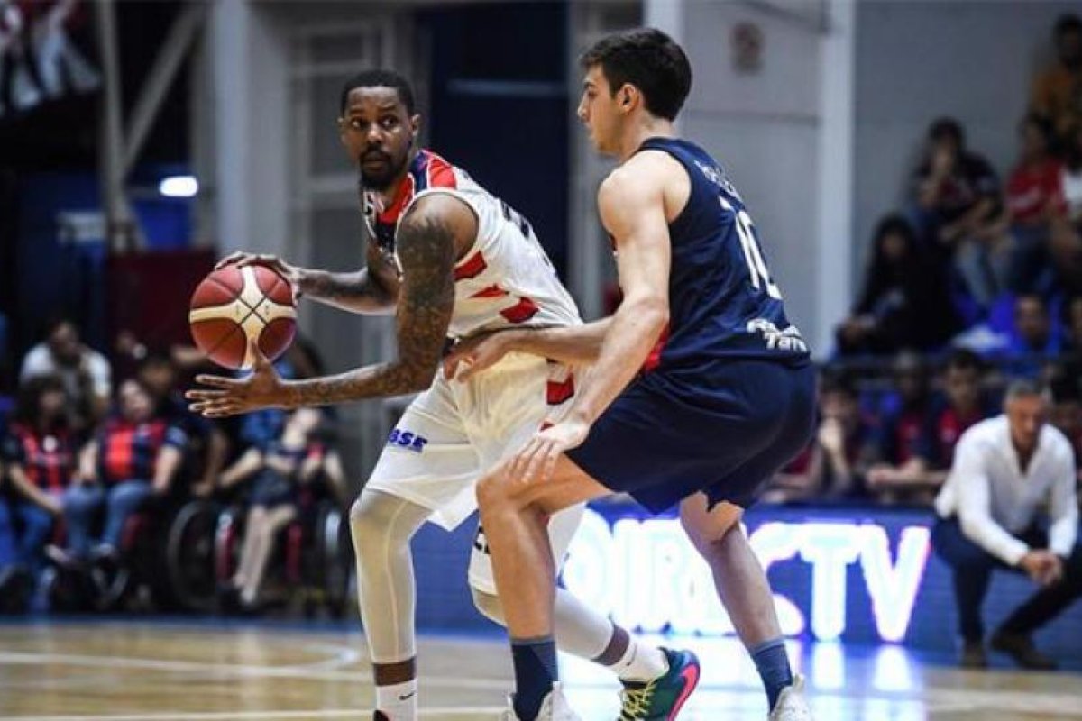Quimsa confirmó la continuidad de Brandon Robinson y sumó a Anthony Kent