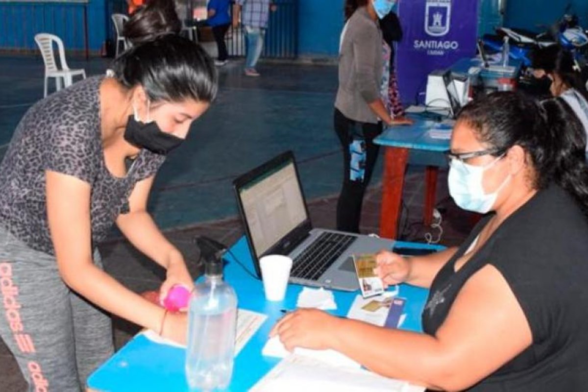 Este lunes y martes continuará la entrega en Capital de las tarjetas Alimentar