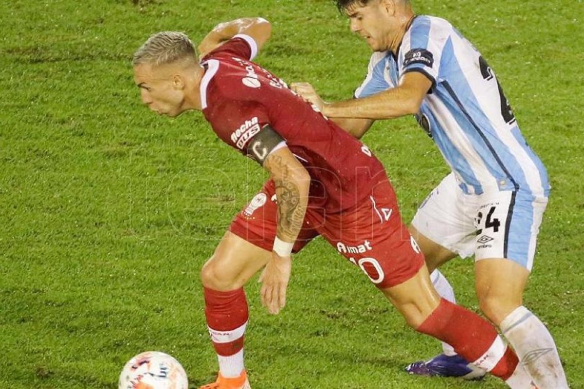 Atlético Tucumán y Huracán completan los 18 minutos del partido suspendido