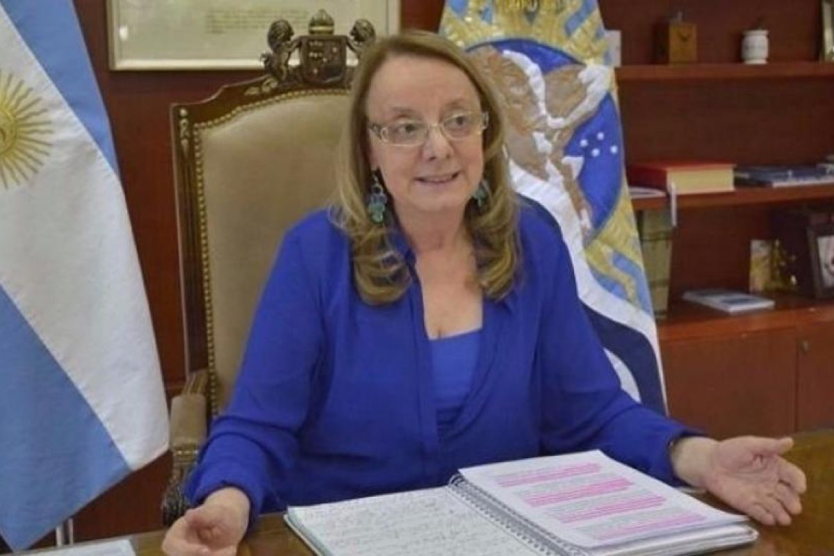 Coronavirus: aislaron a Alicia Kirchner y a todo su gabinete