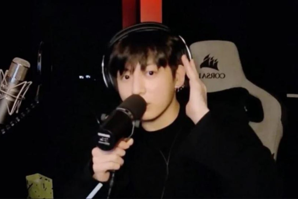 Jungkook de BTS lanza su versión de "The Christmas Song" para Navidad