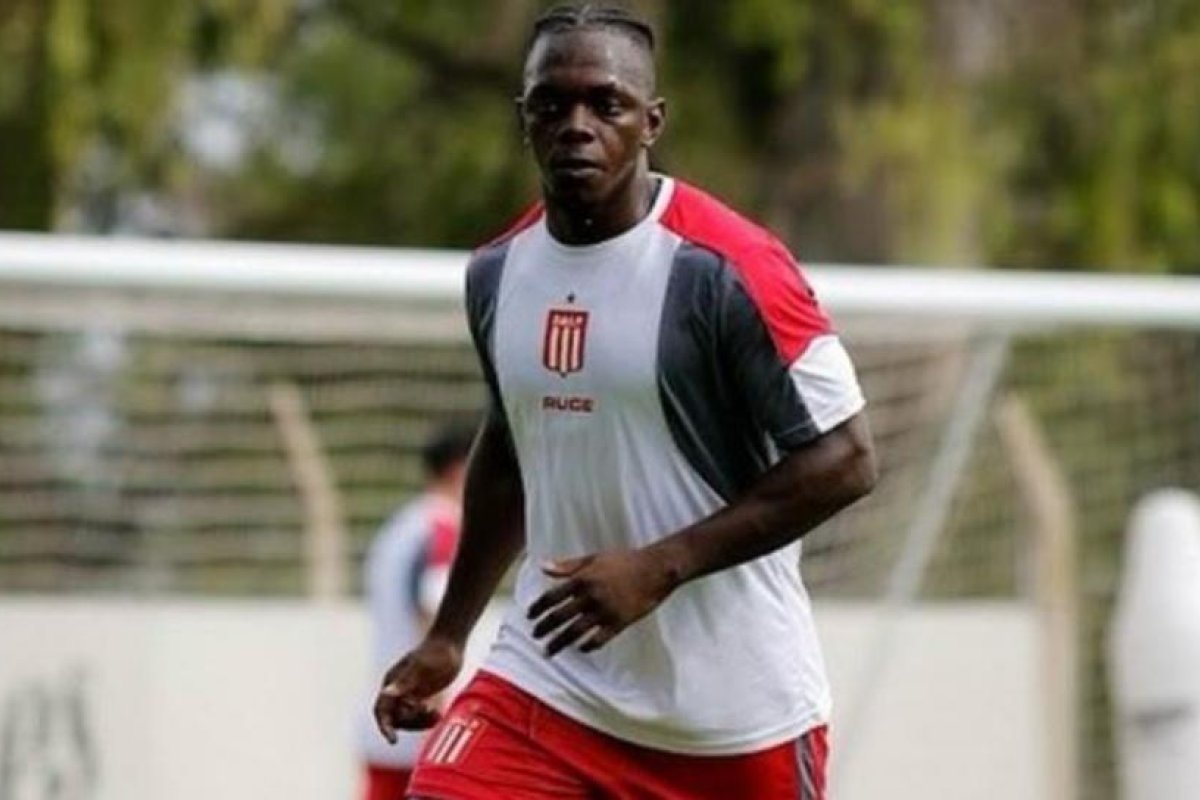 Boca Juniors evalúa a Edwuin Cetré como posible refuerzo ofensivo