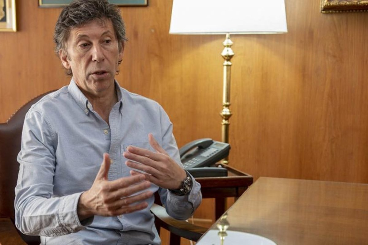 Posse homenajeó a Illia en Avellaneda y lo consideró "ejemplo a seguir" para el radicalismo"