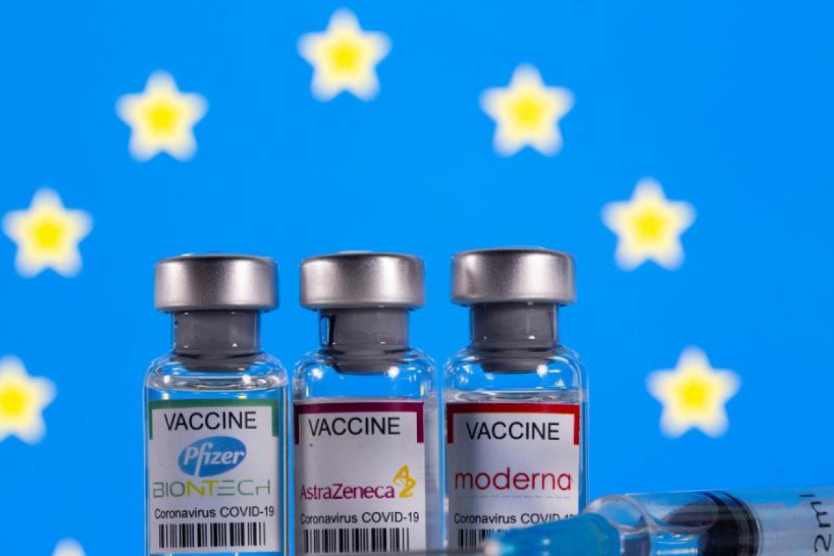Las exportaciones de vacunas anticovid de la Unión Europea superan la cantidad de dosis administradas a sus propios ciudadanos