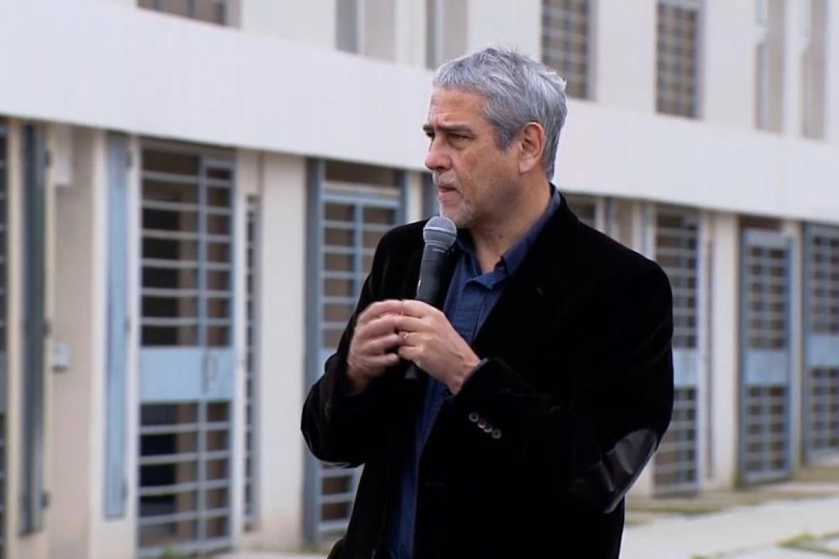 Ferraresi: el Gobierno quiere "resolver la cuestión estructural" de la vivienda en el país