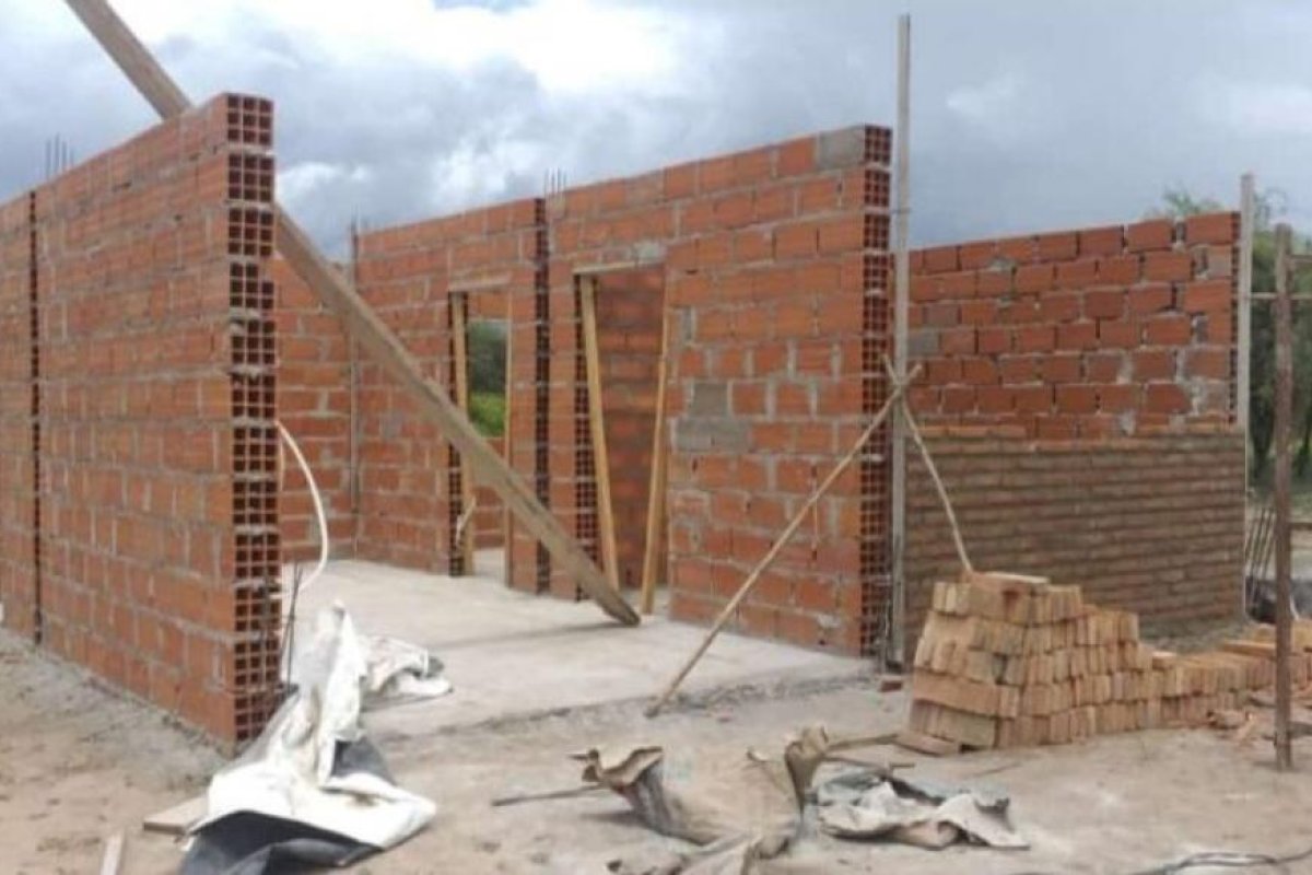 Tres Cruces: satisfacción por la construcción de viviendas sociales