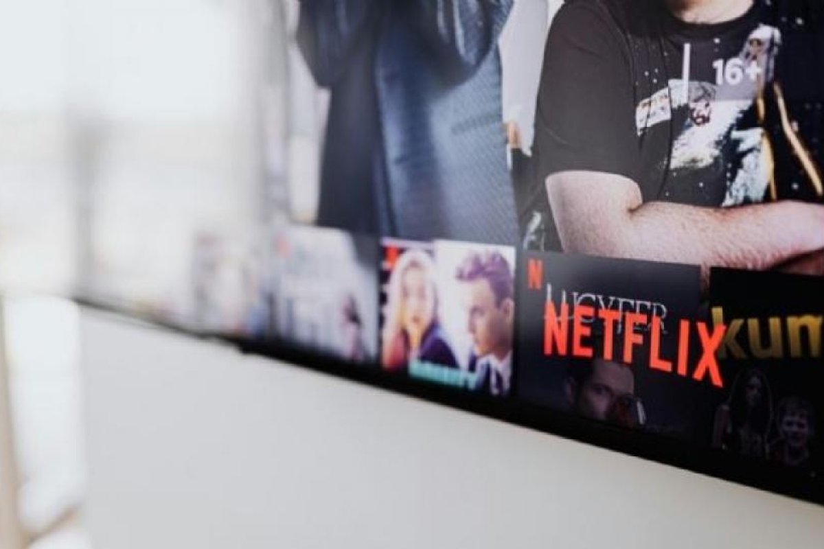 Descubre la intensa película romántica coreana en Netflix que emociona