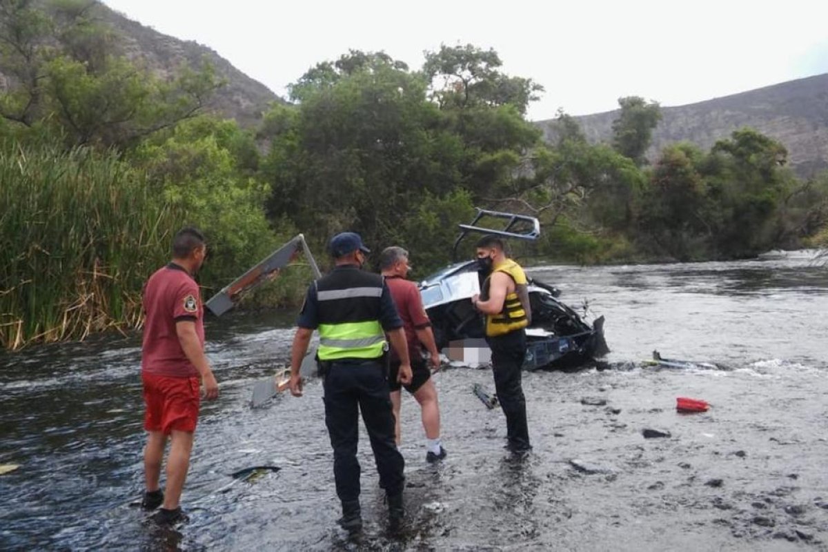 Salta: analizarán en las próximas horas la caja negra del helicóptero de Jorge Brito