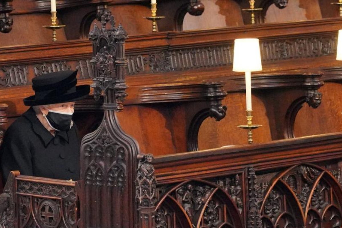 "Lilibet": Isabel II deja una emotiva nota escrita a mano en el ataúd del príncipe Felipe