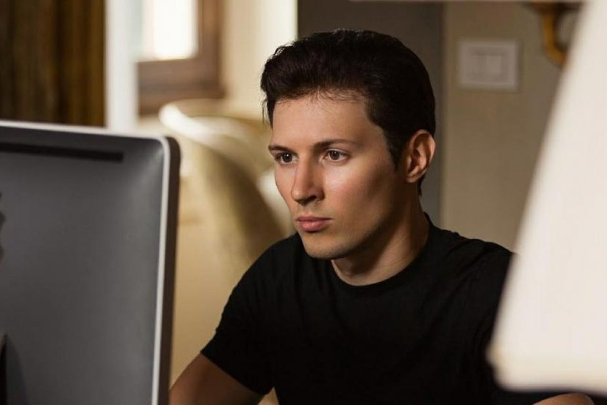 El fundador de Telegram tacha de "increíblemente torpe" el iPhone 12 Pro y critica a Apple por "seguir viviendo de la tecnología" que creó Steve Jobs