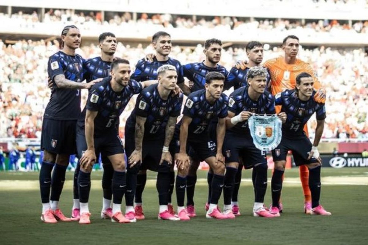 Cáceres defiende a Bielsa tras la eliminación de Uruguay en el Mundial 2026