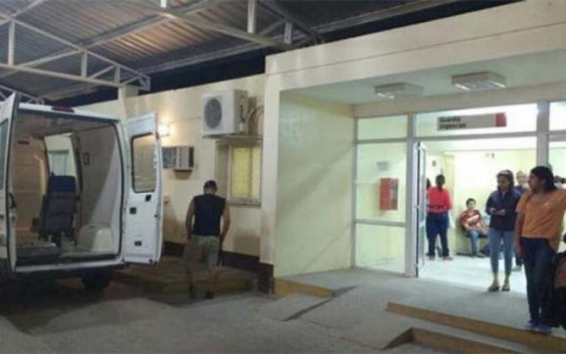Barrio Agua Santa: La chocó un carro tracción a sangre y le fracturó la pierna