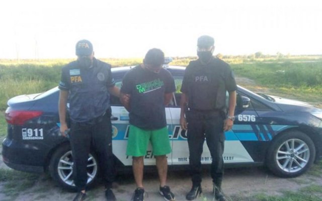 Villa Río Hondo: Termense, condenado por narcotráfico, violó la prisión domiciliaria y lo atraparon en una finca