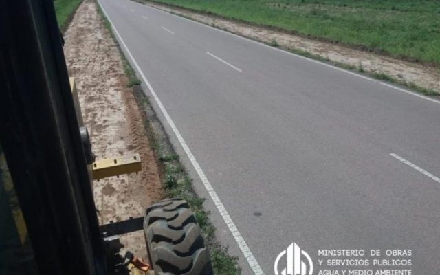 Realizan trabajos de reconstrucción de banquinas sobre la zona que comprende las localidades de Los Nuñez, Chauchillas y Villa Jiménez