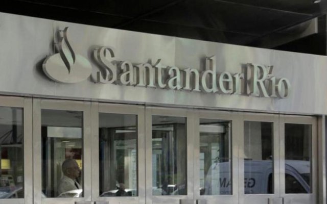 Comercio Interior multó a tres bancos en $ 15 millones por incumplimientos con clientes