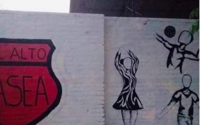 Mural en el Club Atlético Sector el Alto retomando el programa de Cultura en los Barrios y Murales para mi Ciudad