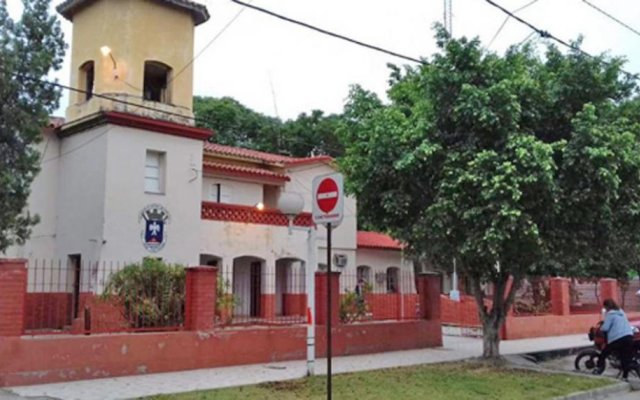 Joven de 20 años es apresado por ocultar pastillas y marihuana en la comida de sus hermanos detenidos en la comisaría comunitaria 40