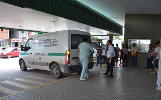 Barrio Adela: En una trifulca, un menor y un vecino sufrieron cuchilladas