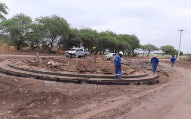 El Porvenir: Avances de la obra de enripiado y construcción de rotonda