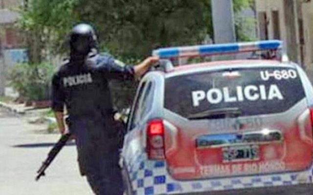 La policía busca dos motocicletas robadas en distintos barrios de Las Termas de Río Hondo